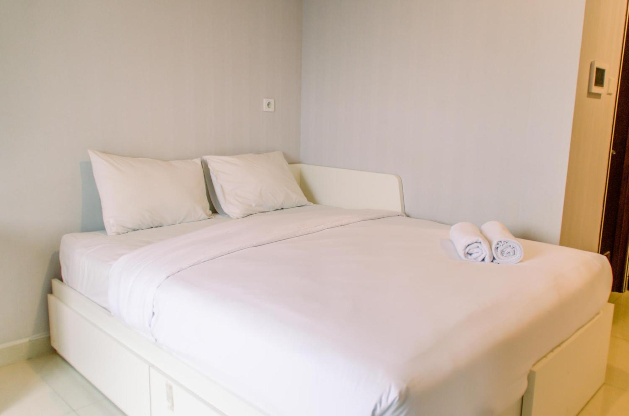 Comfort And Simply At West Vista By Travelio Jakarta